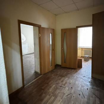 Продается Нежилое помещение, 217 м²