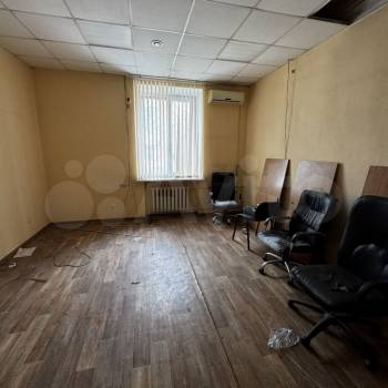 Продается Нежилое помещение, 217 м²