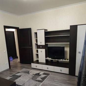 Сдается 1-комнатная квартира, 37 м²