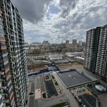 Продается 1-комнатная квартира, 37 м²