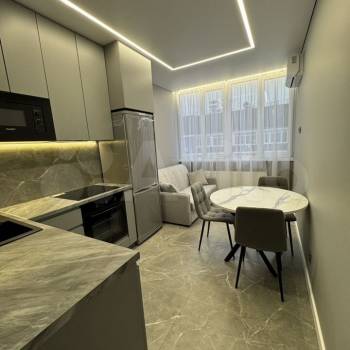 Продается 1-комнатная квартира, 37 м²