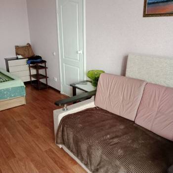 Сдается 1-комнатная квартира, 38 м²