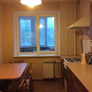 Продается 1-комнатная квартира, 35 м²