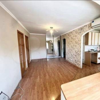 Продается 3-х комнатная квартира, 46 м²
