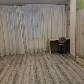 Сдается 1-комнатная квартира, 69 м²