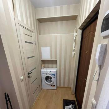 Продается 1-комнатная квартира, 32 м²