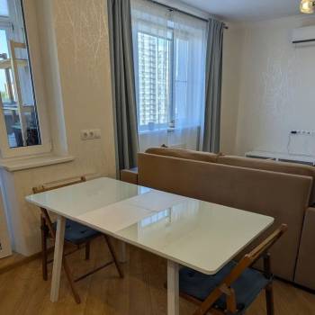 Сдается 1-комнатная квартира, 43 м²