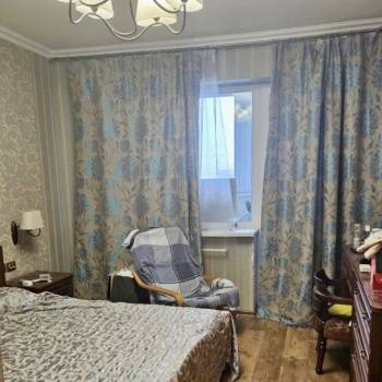 Продается 3-х комнатная квартира, 77 м²