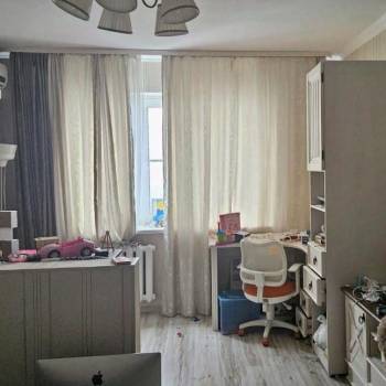 Продается 3-х комнатная квартира, 77 м²
