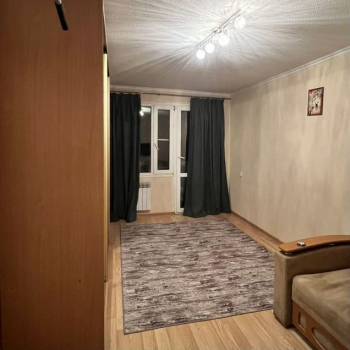 Сдается 1-комнатная квартира, 38 м²