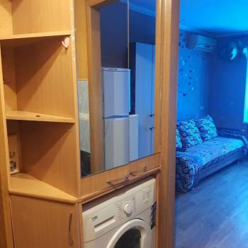 Продается 1-комнатная квартира, 18 м²