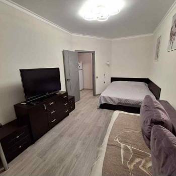 Сдается 1-комнатная квартира, 39 м²