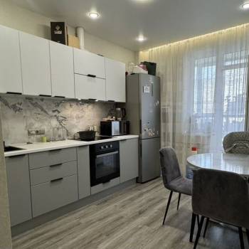 Продается 1-комнатная квартира, 36,9 м²