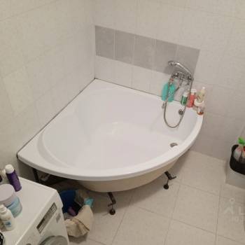 Продается 1-комнатная квартира, 49 м²
