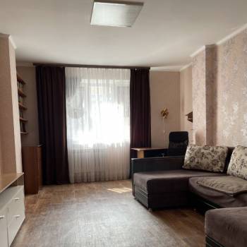 Сдается 1-комнатная квартира, 46 м²