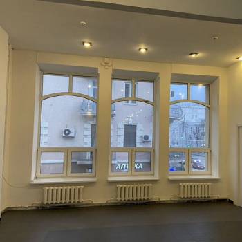 Сдается Нежилое помещение, 100 м²