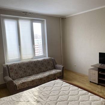 Сдается 1-комнатная квартира, 37 м²