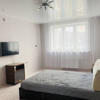 Сдается 1-комнатная квартира, 41 м²