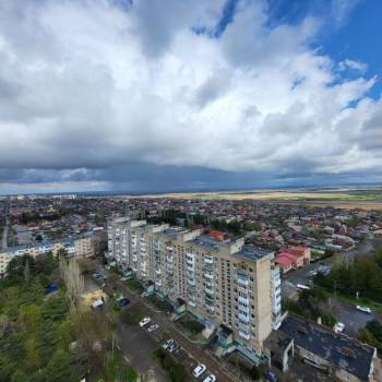 Продается 1-комнатная квартира, 56,7 м²