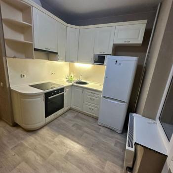 Сдается 1-комнатная квартира, 43 м²
