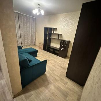 Сдается 1-комнатная квартира, 43 м²