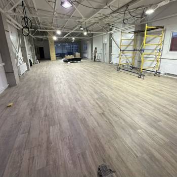 Сдается Нежилое помещение, 180 м²