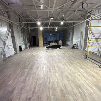 Сдается Нежилое помещение, 180 м²