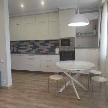 Сдается 2-х комнатная квартира, 64 м²