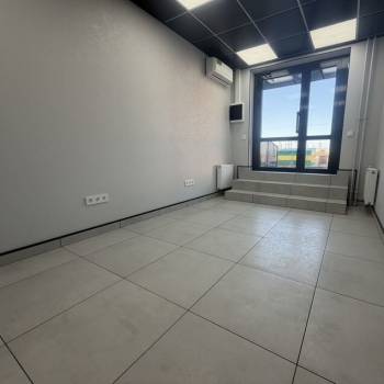 Сдается Нежилое помещение, 18 м²