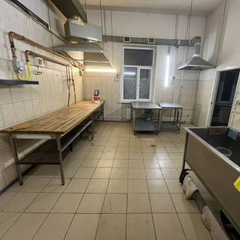 Сдается Нежилое помещение, 120 м²