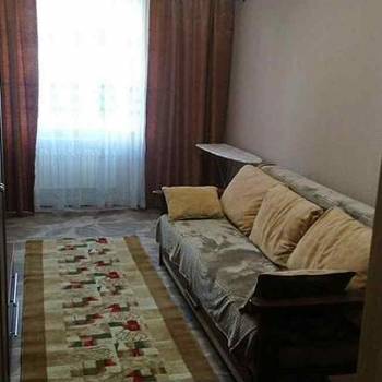 Сдается 1-комнатная квартира, 42 м²