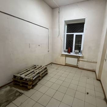 Сдается Нежилое помещение, 209,9 м²