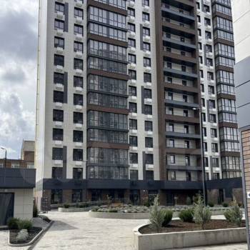 Продается 1-комнатная квартира, 45 м²