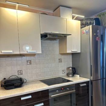 Сдается 1-комнатная квартира, 55 м²