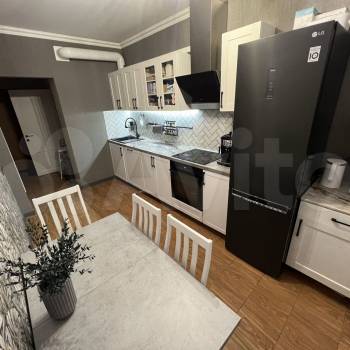 Продается 1-комнатная квартира, 43,6 м²