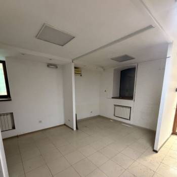 Сдается Нежилое помещение, 64 м²