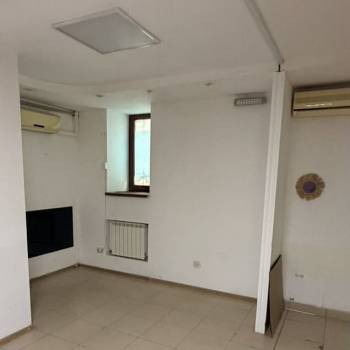 Сдается Нежилое помещение, 64 м²