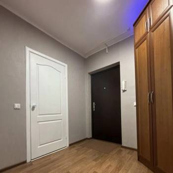 Сдается 1-комнатная квартира, 39,6 м²
