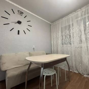 Сдается 1-комнатная квартира, 39,6 м²