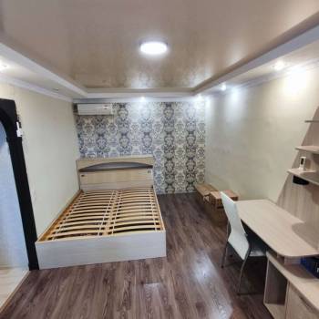 Продается Многокомнатная квартира, 43,3 м²