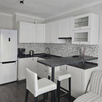 Сдается 1-комнатная квартира, 43 м²