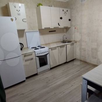 Сдается 1-комнатная квартира, 37,3 м²