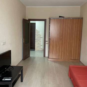 Сдается 1-комнатная квартира, 41 м²