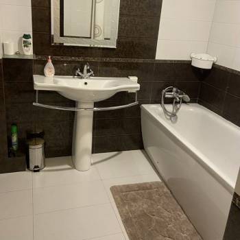 Сдается 1-комнатная квартира, 52 м²