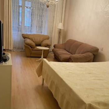Сдается 1-комнатная квартира, 52 м²