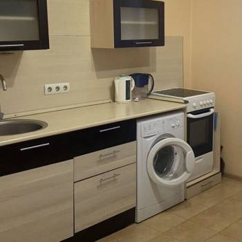 Сдается 2-х комнатная квартира, 64 м²
