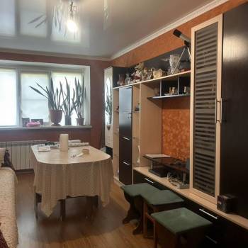 Продается 1-комнатная квартира, 65 м²