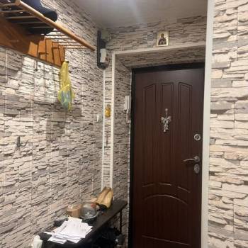 Продается 1-комнатная квартира, 65 м²