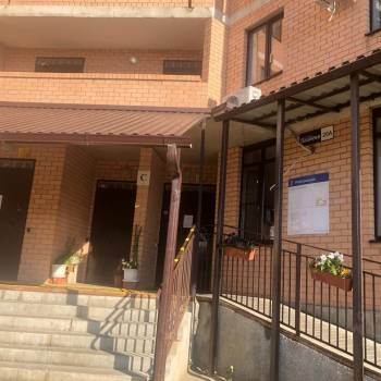Сдается 1-комнатная квартира, 42 м²