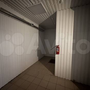 Сдается Нежилое помещение, 325,6 м²